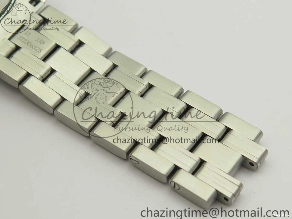 0424 Seamaster 300M Chronometer SS “007” Limited Edition OMF 1:1 Best Edition on SS Bracelet A2824 (Black Balance Wheel) V Seasonal 7952